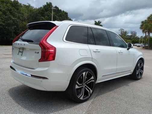 Crystal White Metallic 2024 Volvo XC90 B6 Ultimate Bright Theme 7-Seater