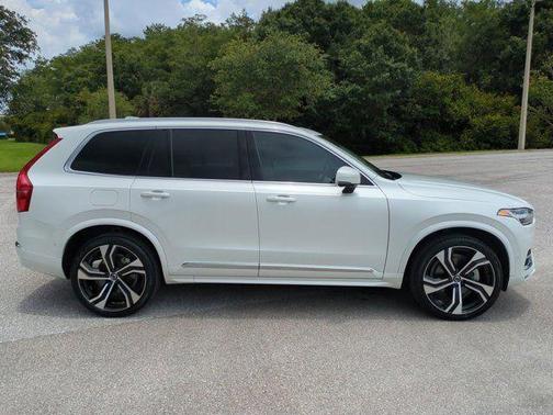 Crystal White Metallic 2024 Volvo XC90 B6 Ultimate Bright Theme 7-Seater