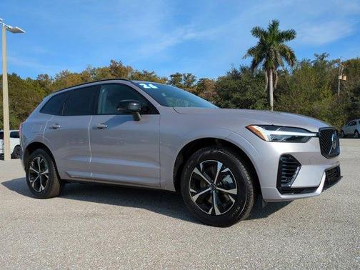 2026 Volvo XC60 Plug-In Hybrid T8 Core