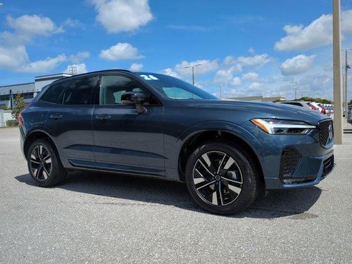 Denim Blue Metallic 2026 Volvo XC60 B5 Core