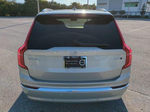 2023 Volvo XC90 B6 Ultimate 7-Seater