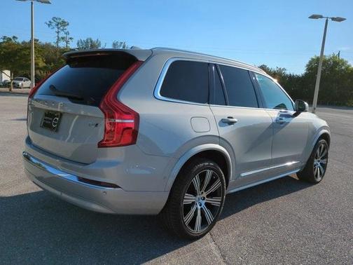 2023 Volvo XC90 B6 Ultimate 7-Seater