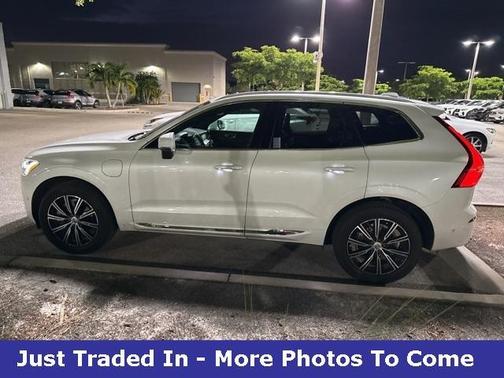 2020 Volvo XC60 Recharge Plug-In Hybrid T8 Inscription