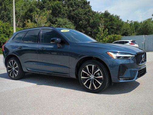 Denim Blue Metallic 2024 Volvo XC60 B5 Plus Dark Theme
