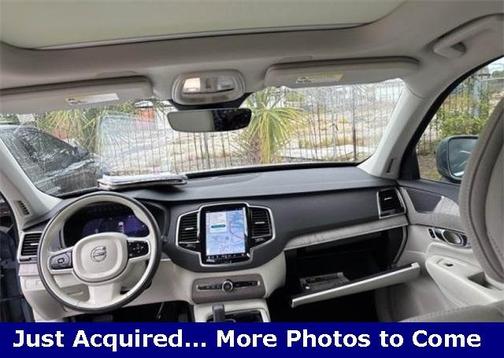 2023 Volvo XC90 B6 Plus 7-Seater