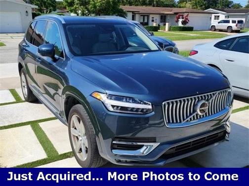 2024 Volvo XC90 B5 Core Bright Theme