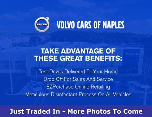 2024 Volvo XC90 Recharge Plug-In Hybrid T8 Ultimate Bright Theme 7-Seater