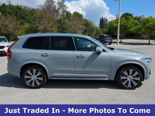 2024 Volvo XC90 Recharge Plug-In Hybrid T8 Ultimate Bright Theme 7-Seater