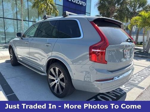 2024 Volvo XC90 Recharge Plug-In Hybrid T8 Ultimate Bright Theme 7-Seater