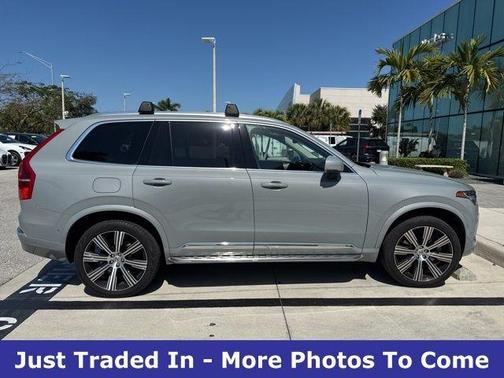 2024 Volvo XC90 Recharge Plug-In Hybrid T8 Ultimate Bright Theme 7-Seater