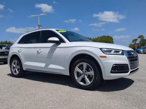 2020 Audi Q5 45 Prestige