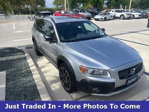 2016 Volvo XC70 T5 Platinum