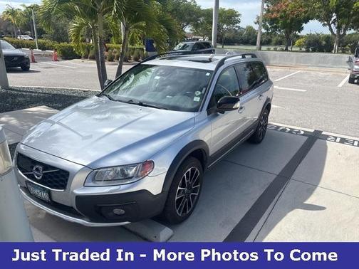 2016 Volvo XC70 T5 Platinum