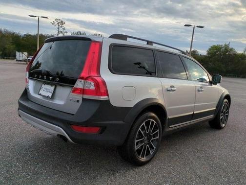 2016 Volvo XC70 T5 Platinum