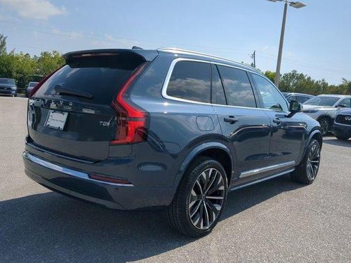 2025 Volvo XC90 Plug-In Hybrid T8 Plus 7-Seater