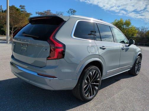 2026 Volvo XC90 B6 Plus 7-Seater