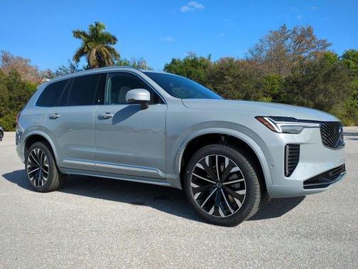 2026 Volvo XC90 B6 Plus 7-Seater