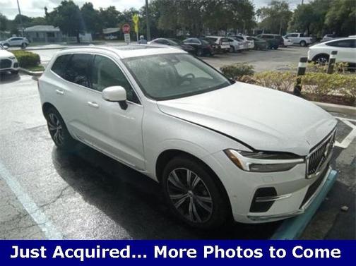 2023 Volvo XC60 B5 Plus Bright Theme