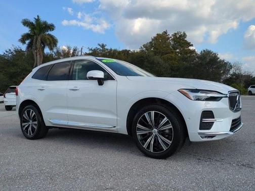 2023 Volvo XC60 B5 Plus Bright Theme