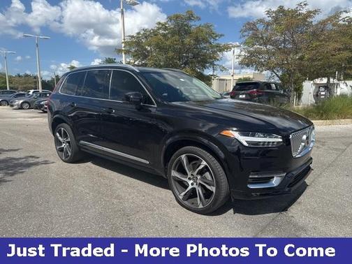 2021 Volvo XC90 T6 Inscription 7 Passenger