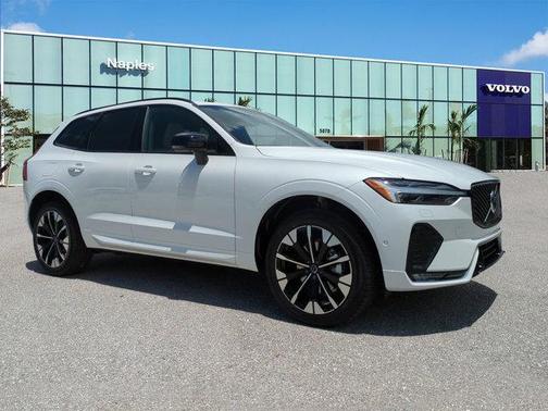 2026 Volvo XC60 B5 Plus