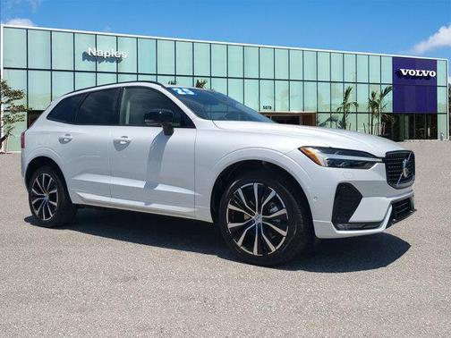 2025 Volvo XC60 B5 Plus