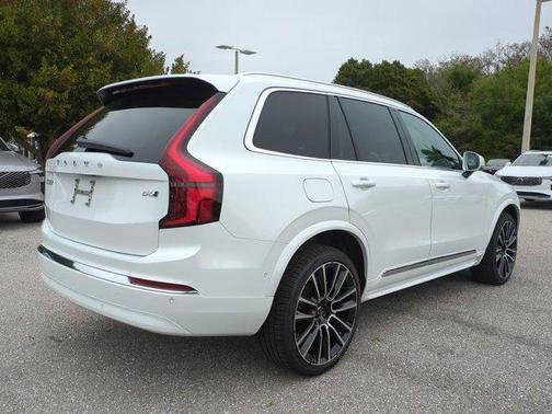 2026 Volvo XC90 B6 Plus 6-Seater