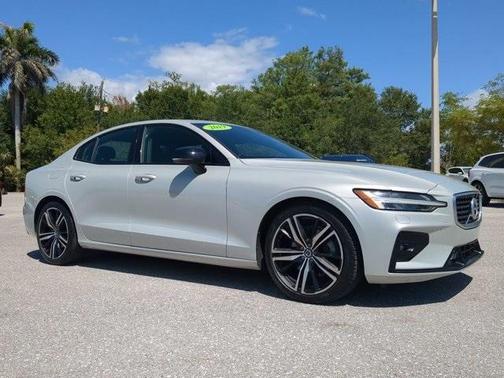 2019 Volvo S60 T5 R-Design