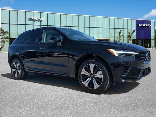 2025 Volvo XC60 Plug-In Hybrid T8 Core