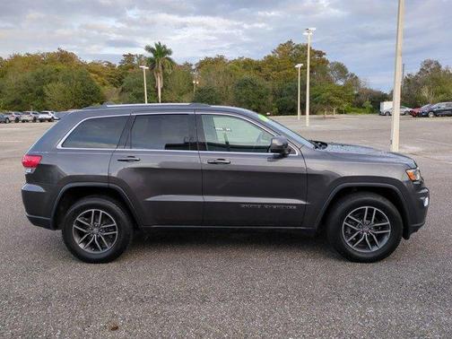 2018 Jeep Grand Cherokee Laredo E