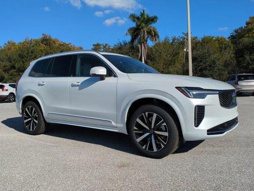 2026 Volvo XC90 B6 Core