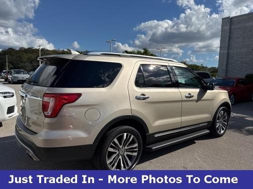 2017 Ford Explorer Platinum