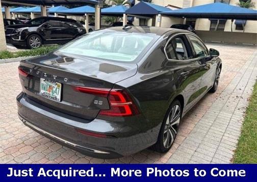 2023 Volvo S60 B5 Ultimate Bright Theme