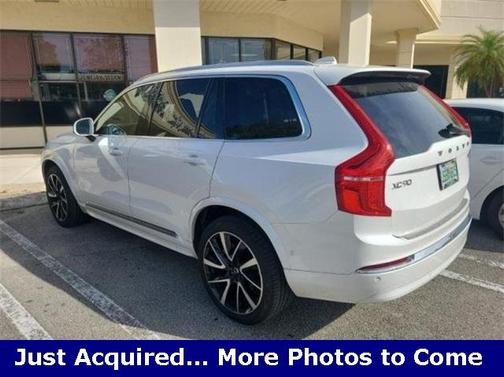 2024 Volvo XC90 B6 Plus Bright Theme 7-Seater
