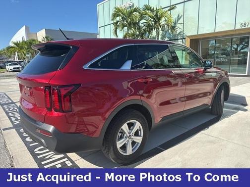 2023 Kia Sorento LX