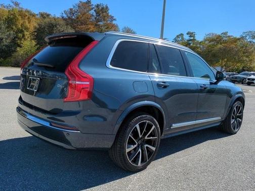 2023 Volvo XC90 B6 Plus 7-Seater