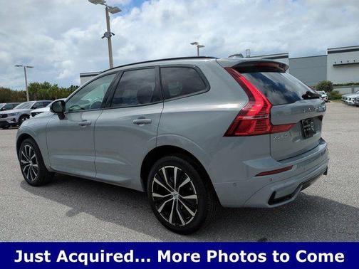 Metallic 2025 Volvo XC60 B5 Plus
