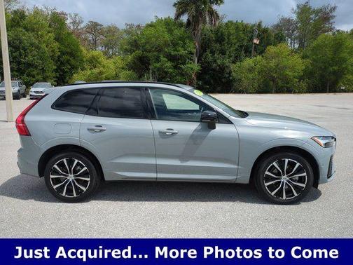 Metallic 2025 Volvo XC60 B5 Plus