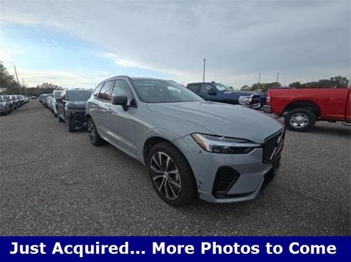 2025 Volvo XC60 B5 Plus