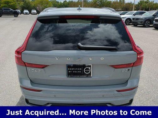 Metallic 2025 Volvo XC60 B5 Plus