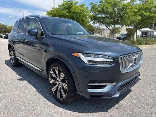 2021 Volvo XC90 Recharge Plug-In Hybrid T8 Inscription 7 Passenger