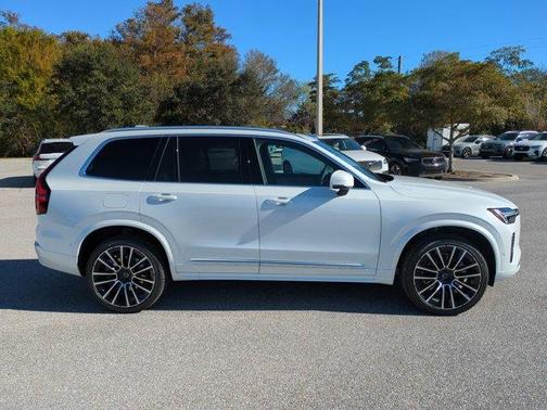 2026 Volvo XC90 B5 Plus 7-Seater