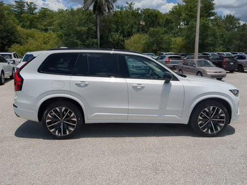 2026 Volvo XC90 ULTRA THEME