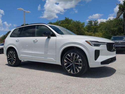 2026 Volvo XC90 ULTRA THEME