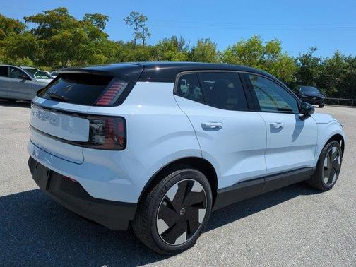 Cloud 9 White 2026 Volvo EX30 Twin Motor Plus