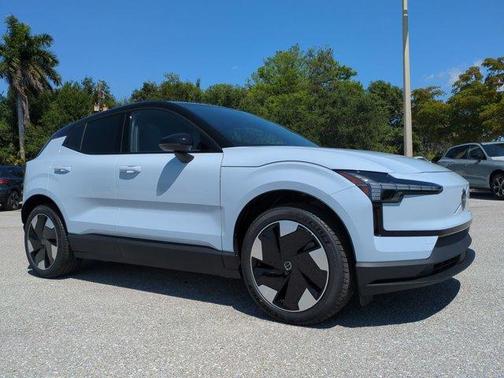 Cloud 9 White 2026 Volvo EX30 Twin Motor Plus