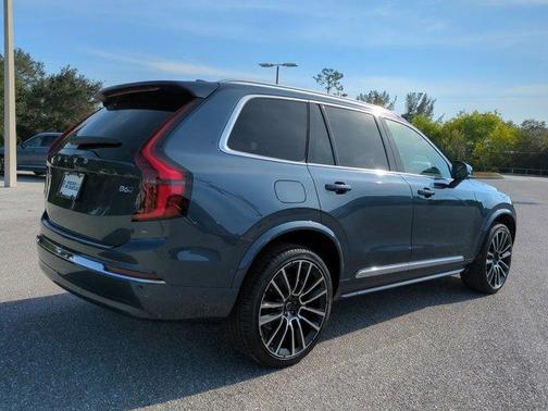 2026 Volvo XC90 B6 Plus 6-Seater