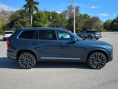 2026 Volvo XC90 B6 Plus 7-Seater