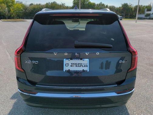 2026 Volvo XC90 B6 Ultra 7-Seater