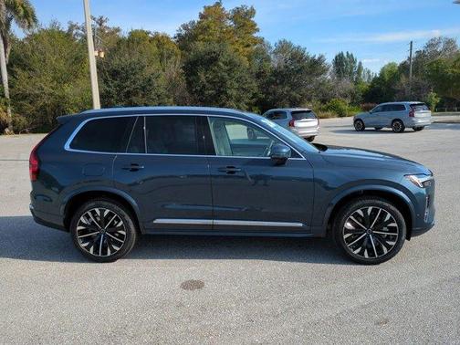 2026 Volvo XC90 B6 Ultra 7-Seater